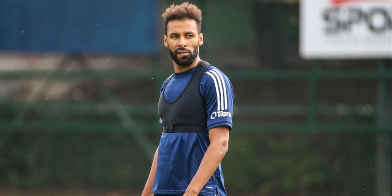Milli Futbolcu Nazım Sangare Fenerbahçe'de Efsane Olmak İstiyor