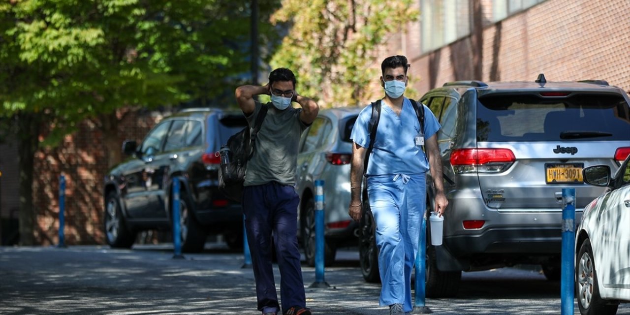 Dünya Genelinde Kovid-19 Tanısı Konulan Kişi Sayısı 33 Milyon 552 Bini Geçti