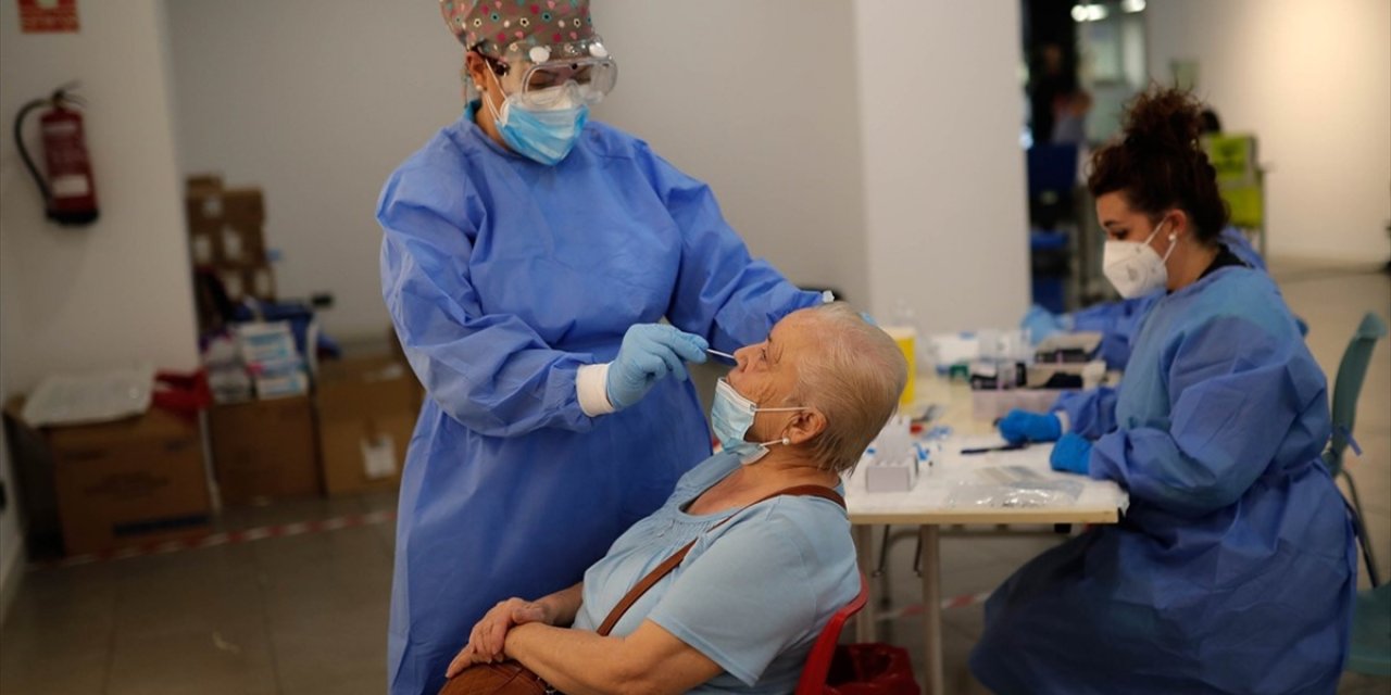Dünyayı Etkisi Altına Alan Koronavirüs Salgınında Son 24 Saatte Yaşananlar
