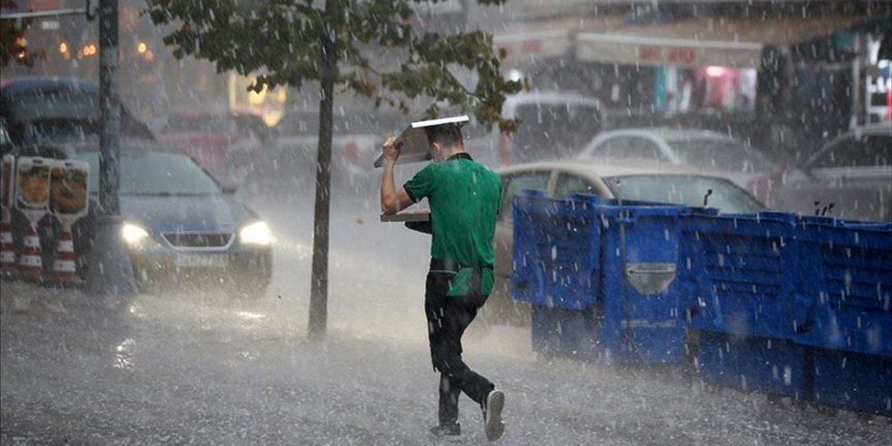Meteorolojiden Marmara Bölgesi ve Çevresi İçin Kuvvetli Yağış Uyarısı