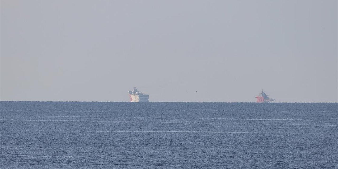 Oruç Reis Antalya Limanı'ndan Ayrıldı