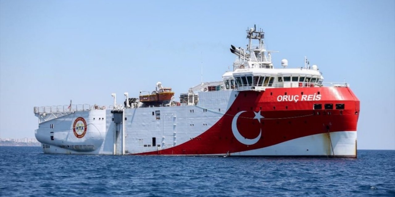 Bakan Dönmez: 'Oruç Reis, Akdeniz’in Röntgenini Çekmek İçin Demir Aldı'