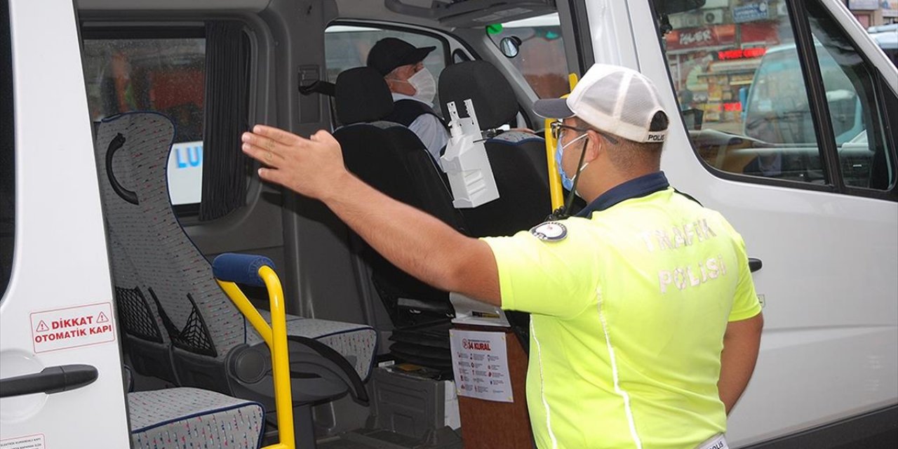 Okul Servis Araçlarına Sıkı Denetim
