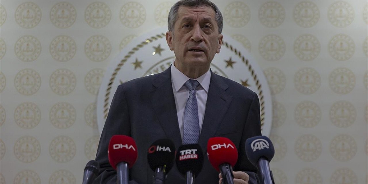 Milli Eğitim Bakanı Selçuk, 'Müfredat Nasıl Yetişecek?' Sorusunu Yanıtladı