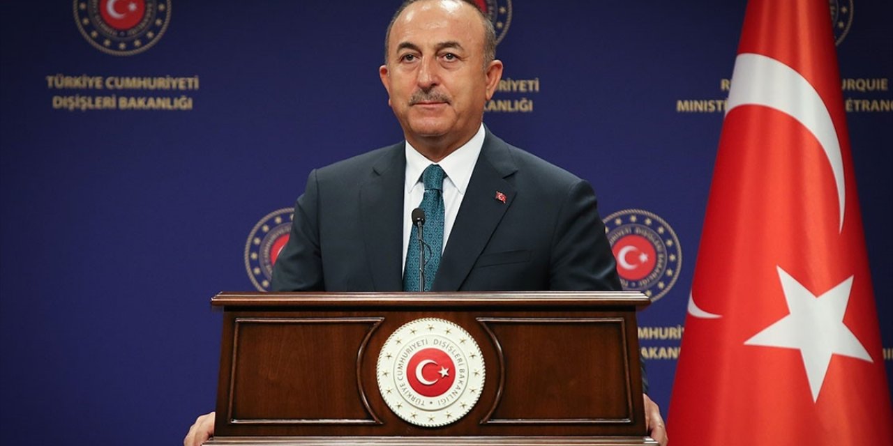 Dışişleri Bakanı Çavuşoğlu: Ermenistan, Çoluk Çocuk Demeden İnsanları Öldürüyor'