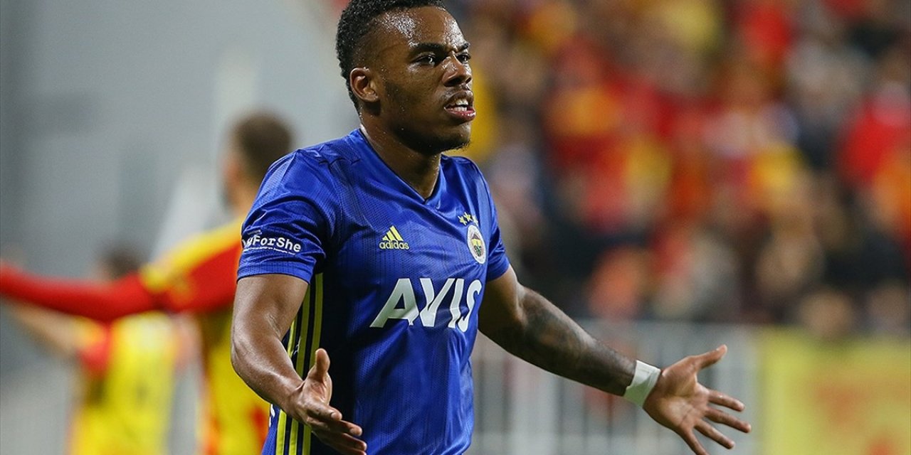 Fenerbahçe Kulübü Suudi Golcü Garry Rodrigues'in Kiralık Sözleşmesi Feshedildi