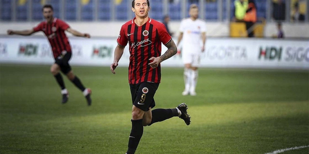 Bogdan Stancu Gençlerbirliği Formasıyla 50. Gol Peşinde