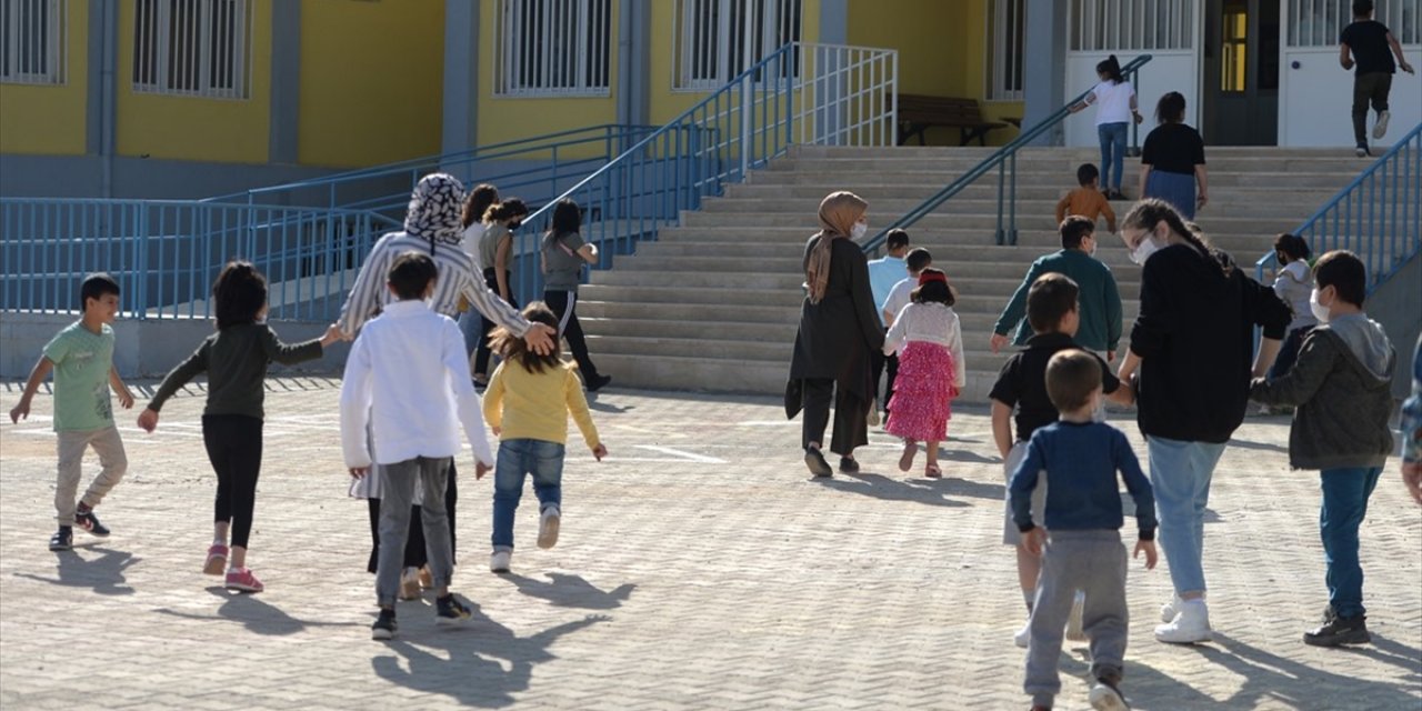 Özel Eğitim Okulları Pandemi Öncesi Eğitim Sistemine Geçiyor