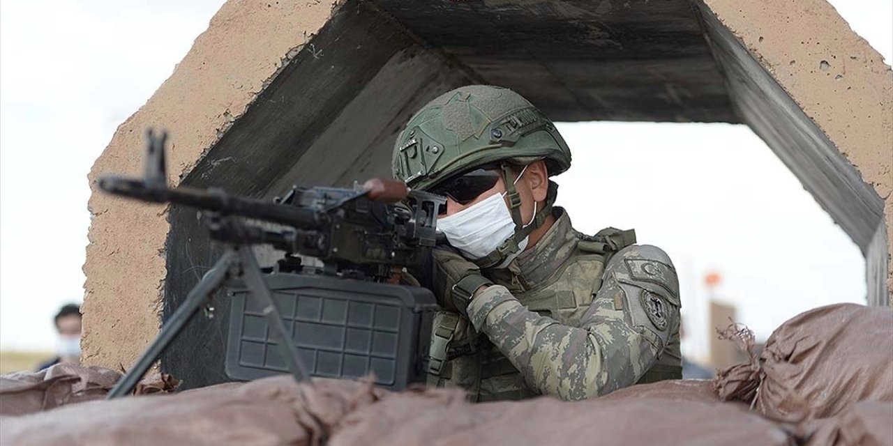 Barış Pınarı Bölgesine Taciz Ateşi Açan 3 Terörist Etkisiz Hale Getirildi