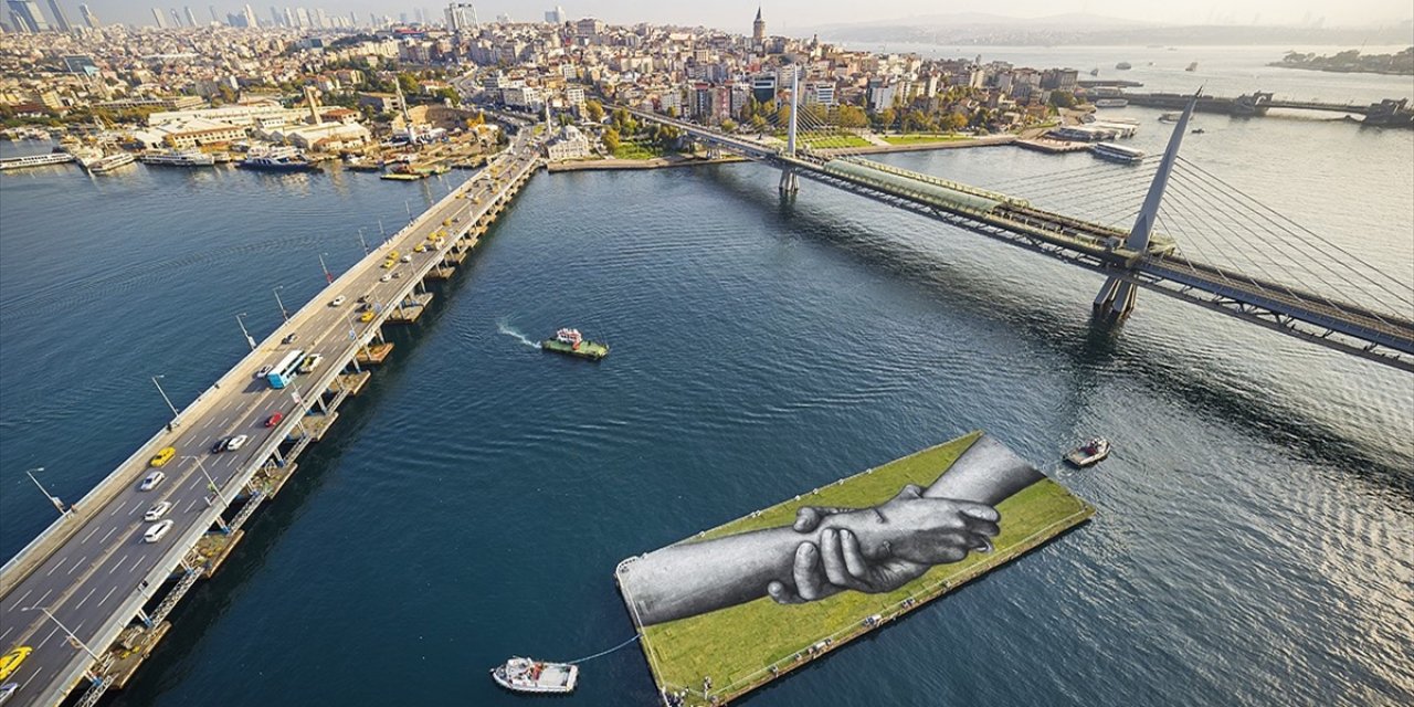 'Duvarların Ötesinde' Projesinin Sekizinci Durağı İstanbul