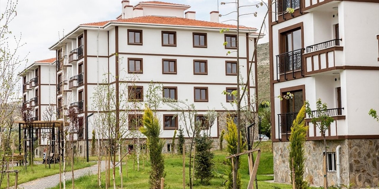 TOKİ 2021'de 100 Bin Sosyal Konut Yapacak
