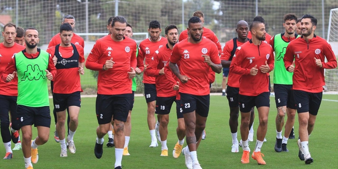 Fraport TAV Antalyaspor Evindeki Yenilmezlik Serisini Sürdürmek İstiyor