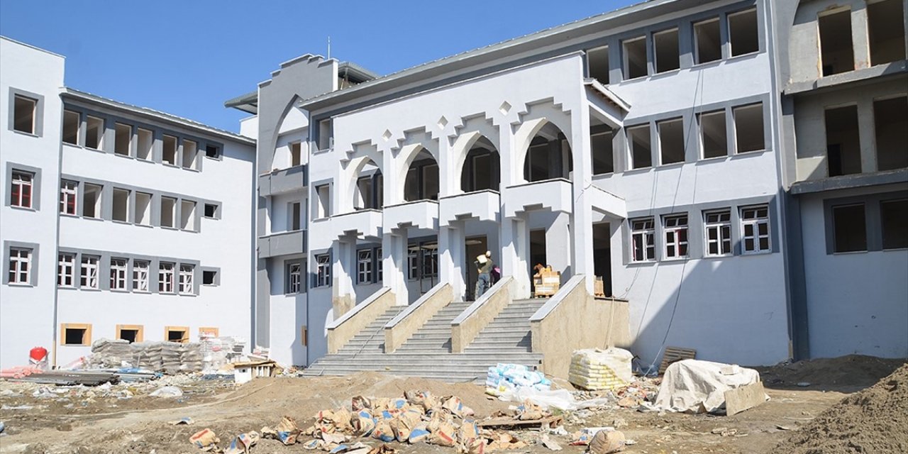 Hakkari'de Terörün İzleri Birer Birer Siliniyor