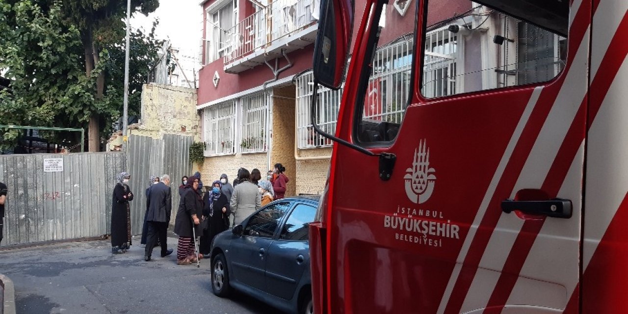 Gece Kavga Çıkardılar Gündüz Yaktılar