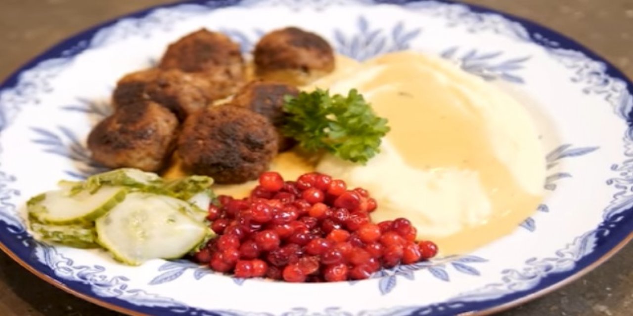 Akşama ne pişirsem diye düşünenlere farklı bir lezzet İsveç Usulü Köfte Köttbullar Tarifi