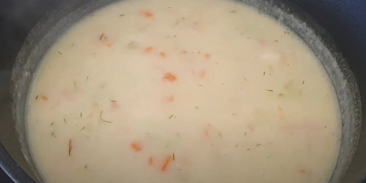 Bugün ne pişirsem diyenlere içinizi ısıtacak ve yapımı basit terbiyeli sebze çorbası tarifi..