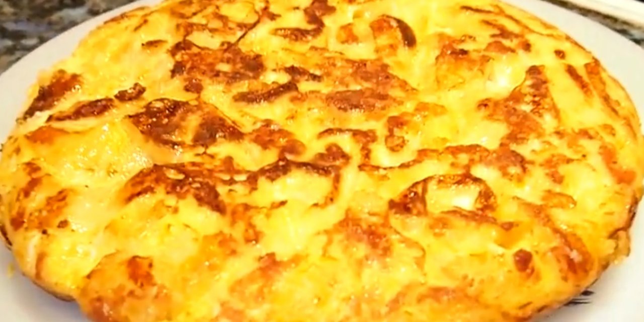 Bugün Sahurda ne pişirsem diyorsanız işte ise kıtır kıtır İspanyol omleti tortilla tarifi.