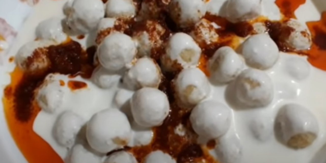 Bugün ne pişirsem diyenlere kusursuz ve tane tane olan Yoğurtlu bulgur köftesi tarifi..