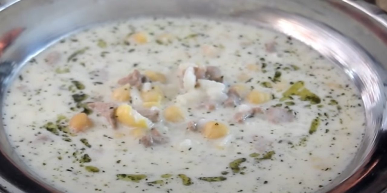 Farklılık olsun istiyorsanız işte farklı bir çorba. Lebeniye çorbası nasıl yapılır? Lebeniye çorbası tarifi