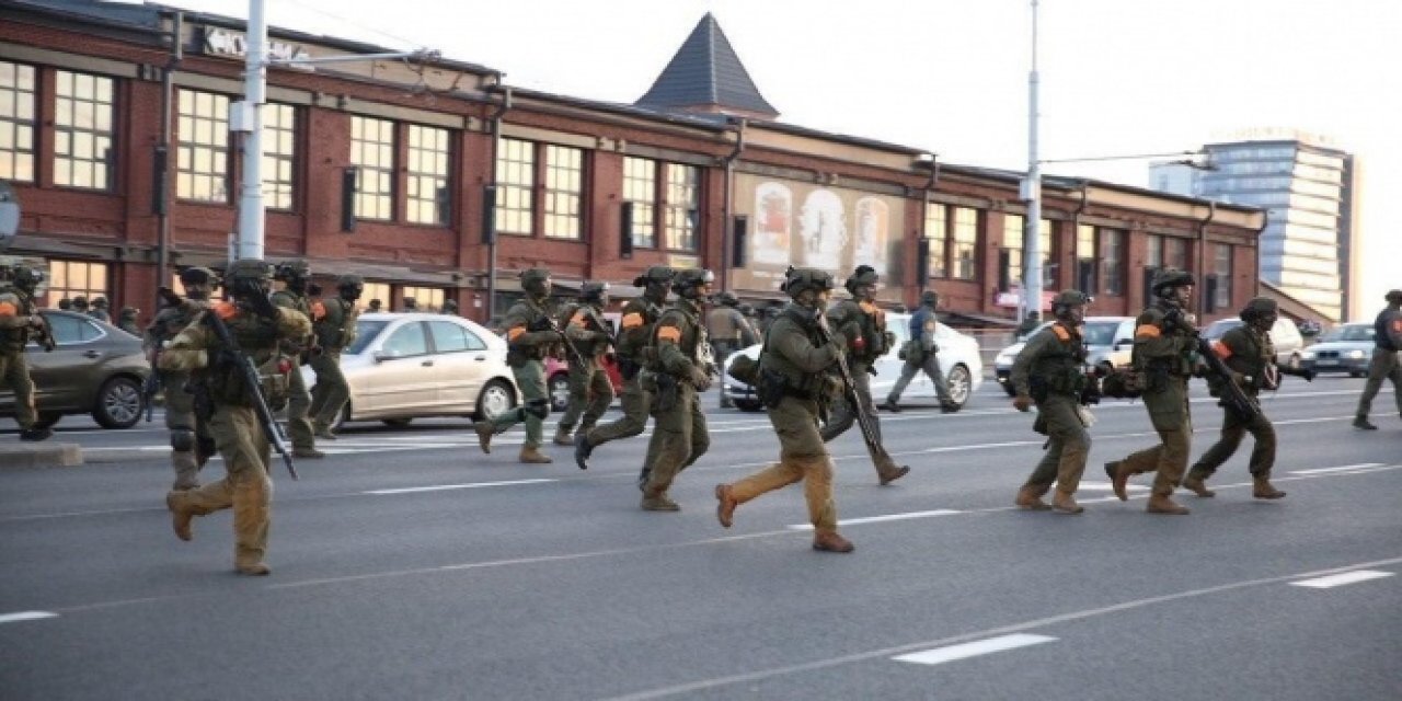 Belarus’taki Hükümet Karşıtı Protestolar Şiddetlendi