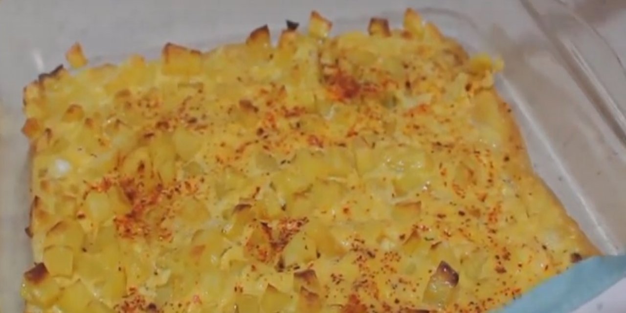 Patatesleri pörsüdü diye çöpe atmayın. Harika bir tarifimiz var. Fırında Yumurtalı Patates Tarifi