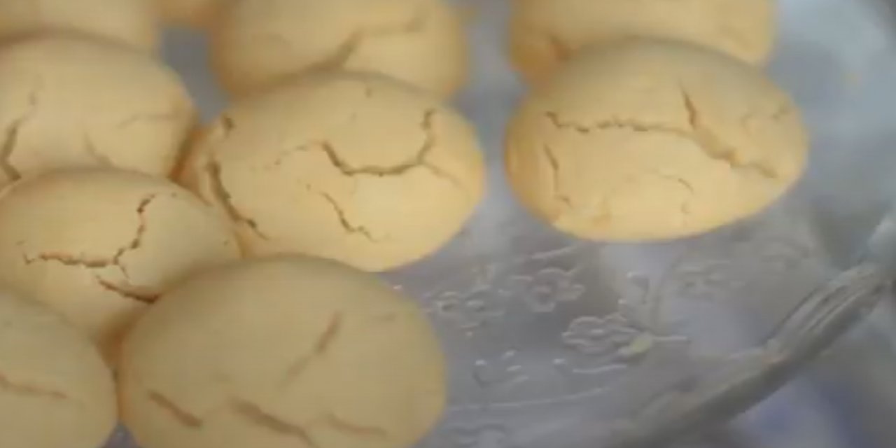 Bugün Ne Pişirsem Diyenlere Ağızda Dağılan Enfes Fıstık Ezmeli Kurabiye Tarifi