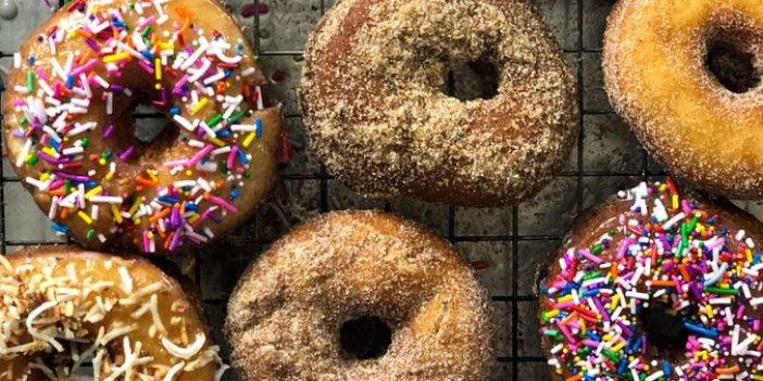 Farklı Bir Tat Arayanlara Zeytinyağlı Donut Tarifi
