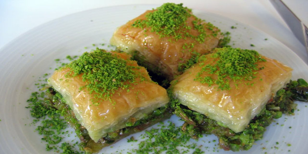 Yemek sonrası değil öncesi baklava yiyiniz bakın vücuda ne yapıyormuş Çok şaşırtıcı bilgiler var..