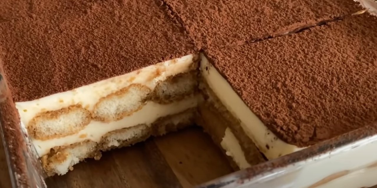 Ne Fırın Ne Pişirme Derdi Yok Orijinalini Aratmayan kedi Dilli Enfes Bir Yalancı Tiramisu Tarifi.