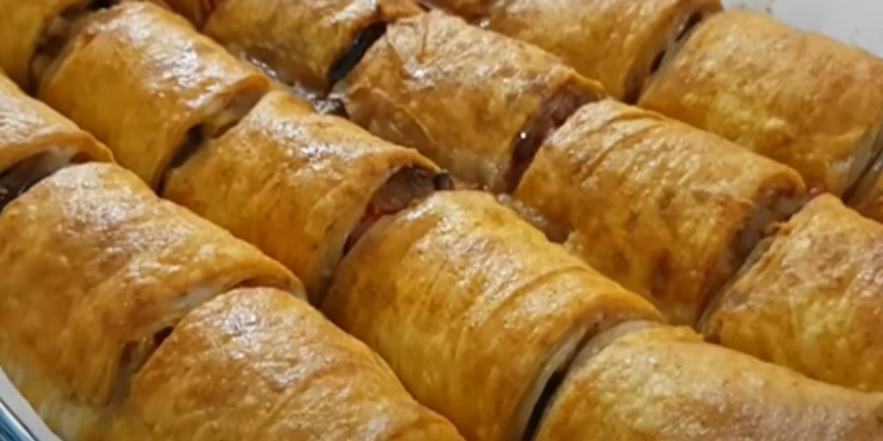 Bugün Ne Pişirsem Diyenlere Tel Tel Dökülüp Saçılan Nefis Patlıcanlı Börek Tarifi