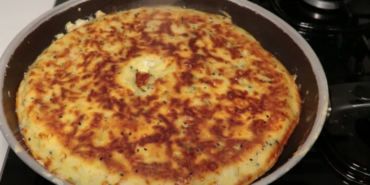 Kahvaltıda bugün ne pişirsem diyenlere yapımı basit börek tadında Kahvaltılık Hamur Kızartması Tarifi