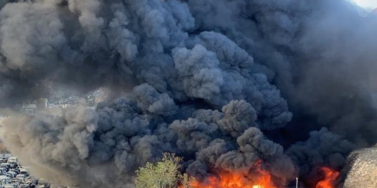 Umman'da Korkutan Yangın! Çok sayıda Ekip Olay yerinde! Muttrah Alev aldı