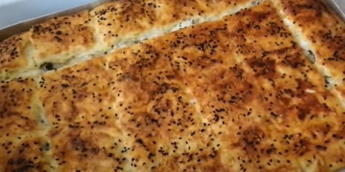 Böreğin Üzerinin Nar Gibi Kızarması İçin Üzerine Yumurta Yerine Bundan Sürünüz
