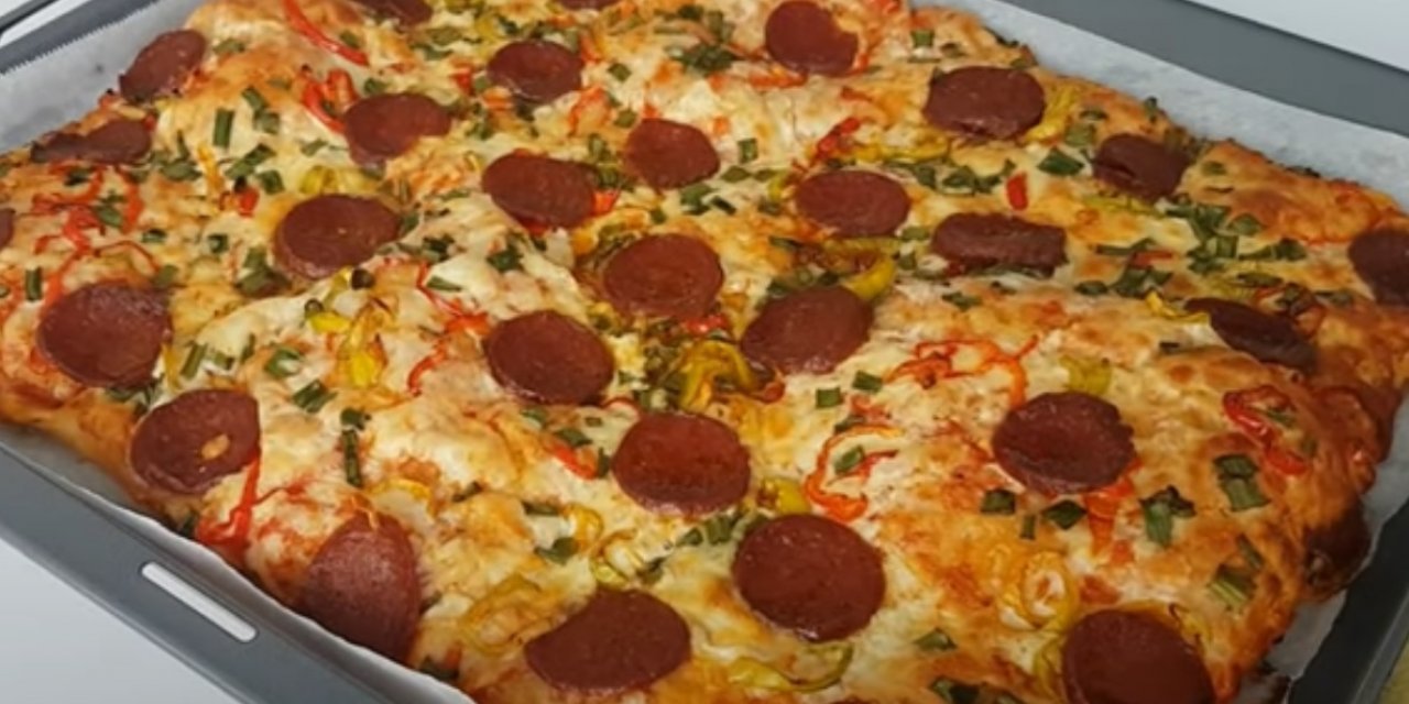 Hazır Yufkadan Hazırlanan Nefis mi Nefis Bir Pizza Tarifi! üstelik Sebzeli ve de..