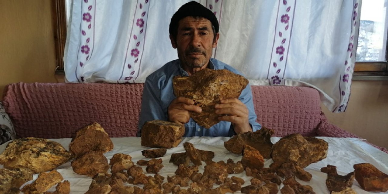 Tarlasında Göktaşı Buldu Şimdi Alıcısını Bekliyor! Açıklaması Gündeme Oturdu