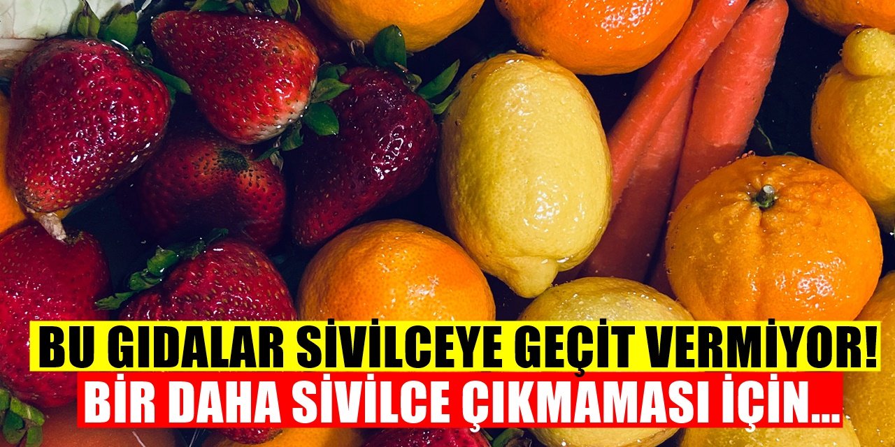 Sivilceleri Azaltmak İçin Bu Gıdaları Tüketin! Uzmanların Önerisine Göre...