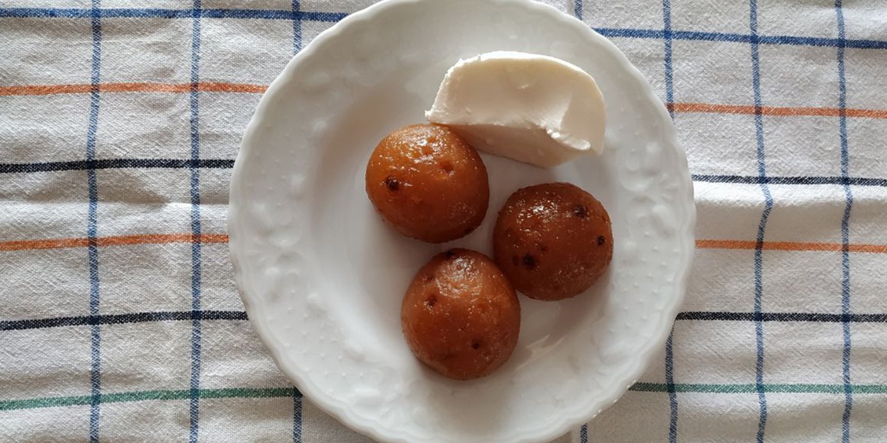 Nefis Kaymaklı Şerbeti Sünger Gibi Çeken Lokum gibi lezzetli Kemal Paşa Tatlısı Tarifi