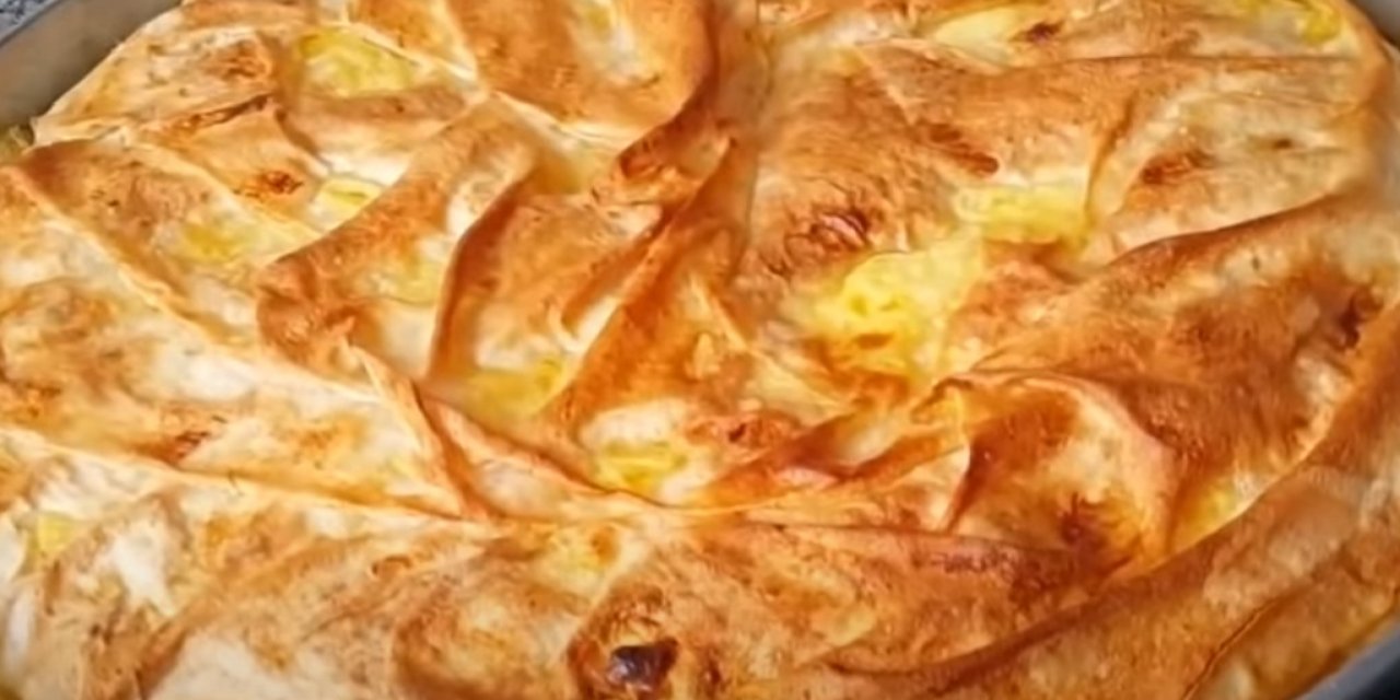 Bu böreğin kolaylığına ve çıtırlığına çok bayılacaksınız yapılan Kolay su böreği tarifi