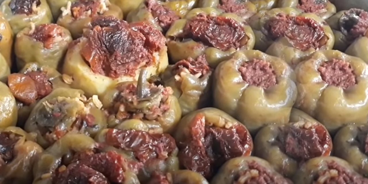 İftara bugün ne pişirsem diyenlere yeşil mercimekli biber dolması tarifi