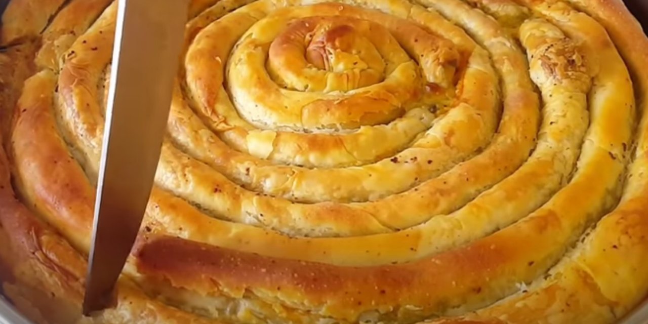 Oklava Merdane kullanmadan yapabilirsiniz en pratik börek tarifi