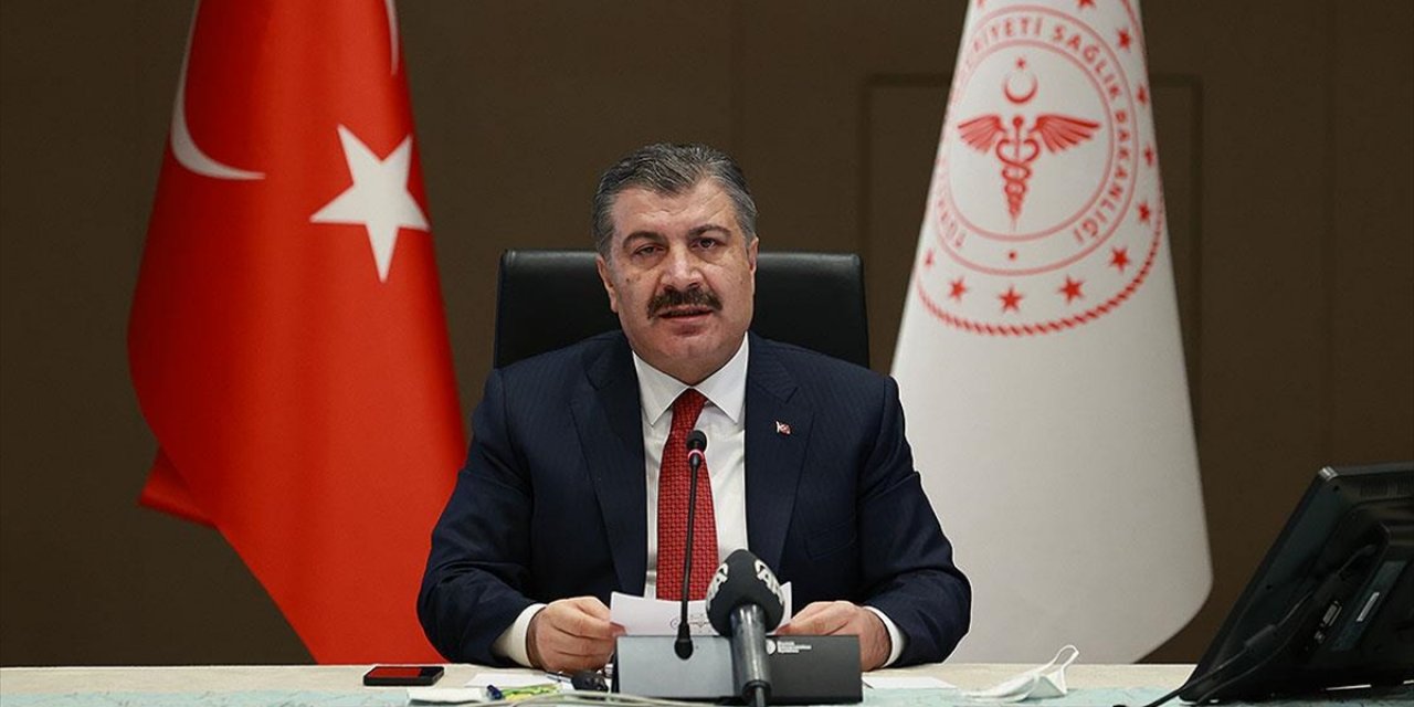 Sağlık Bakanı Fahrettin Koca Aşı Olacak Yeni Yaş Grubunu Açıkladı Yeni Bir Safhaya Geçildi.