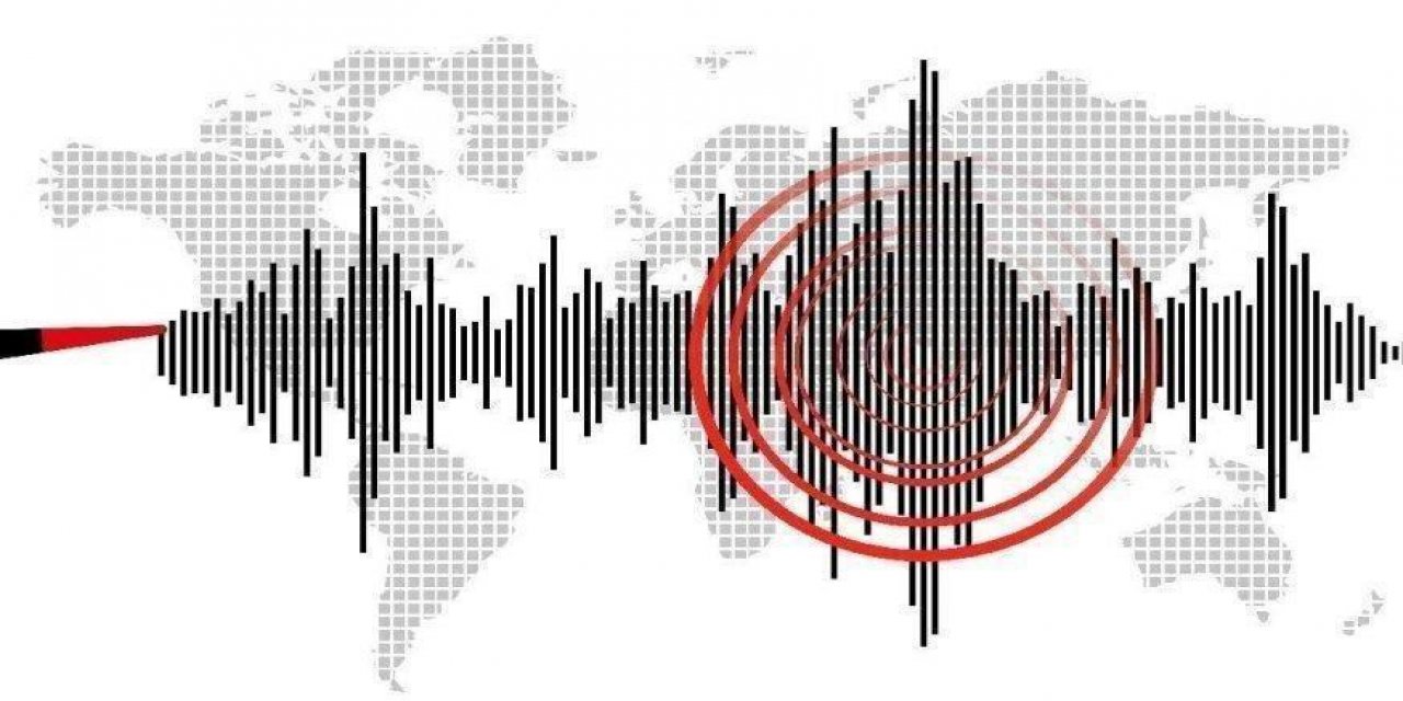 İzmir'de deprem oldu! Depremin şiddetiyle ilgili ilk bilgi geldi! Çeşme ve Alaçatı sallandı