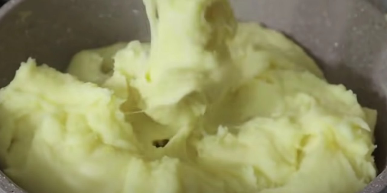 Lokum gibi yumuşacık olacak Tam Kıvamında Mercimekli patates püresi tarifi