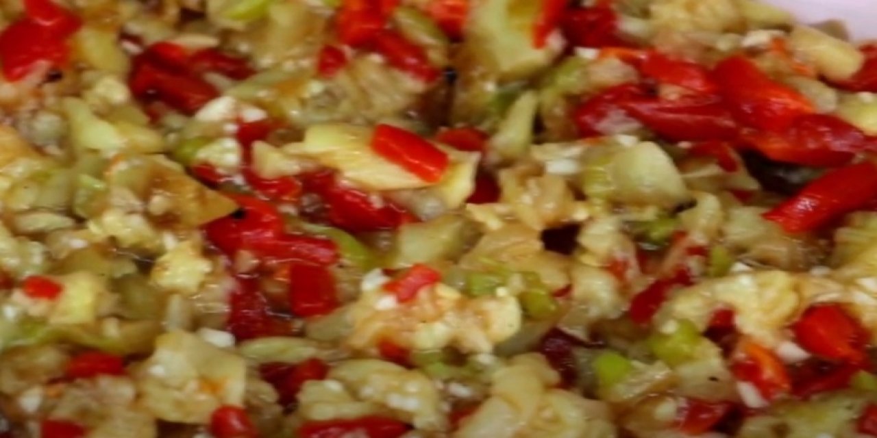 Enfes bir lezzet - Köz Biber Soslu Izgara Patlıcan Tarifi ve Malzemeleri