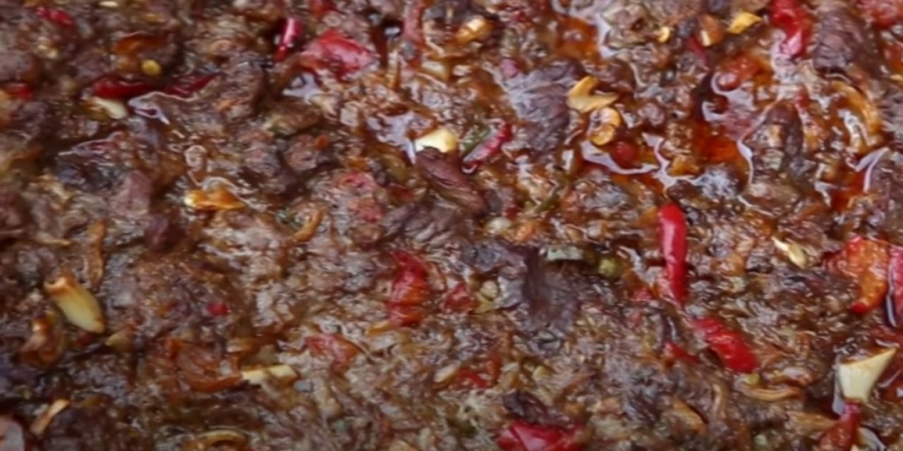Bugün Ne Pişirsem Diyenlere Arap Mutfağından Kıymalı Arap Tava Tarifi