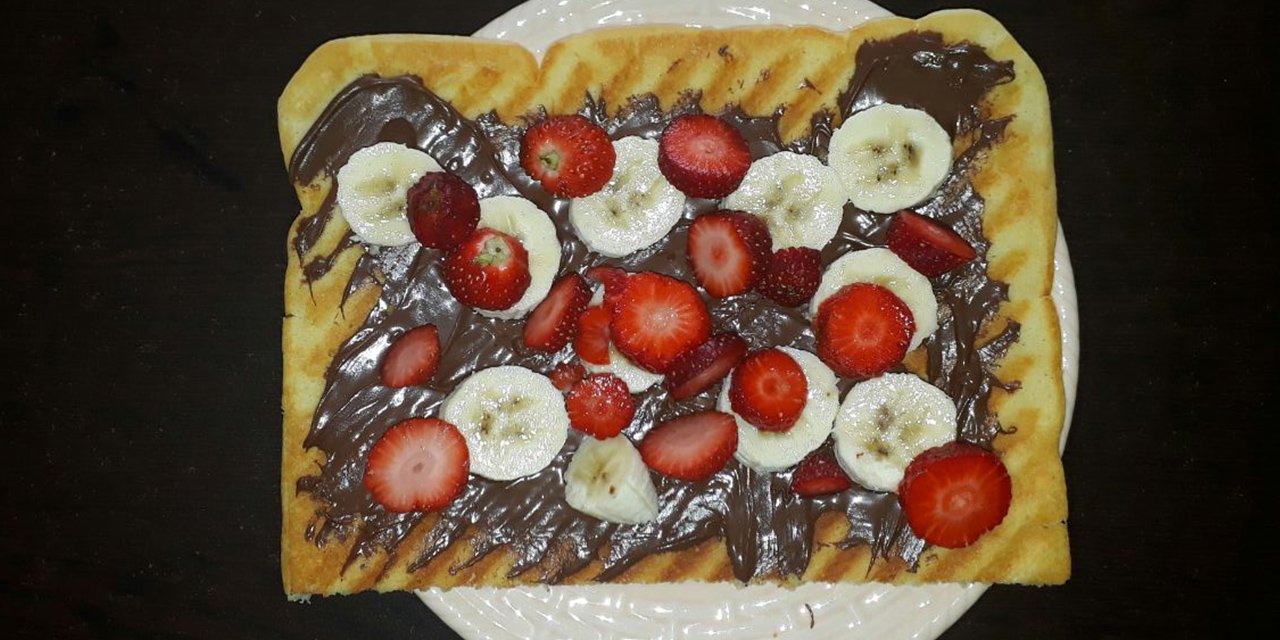 Tatlı Krizi Gelenlere En İyi Yatıştırıcı Evde Kolay Waffle Tarifi
