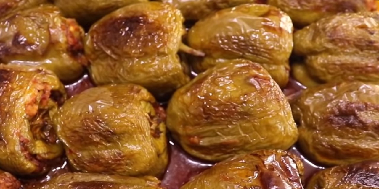 Tadı Damaklarda Kalıyor Asla Dağılmıyor Her Yeri Pişiyor! Zeytinyağlı Fırında Pişen Biber Dolması Tarifi