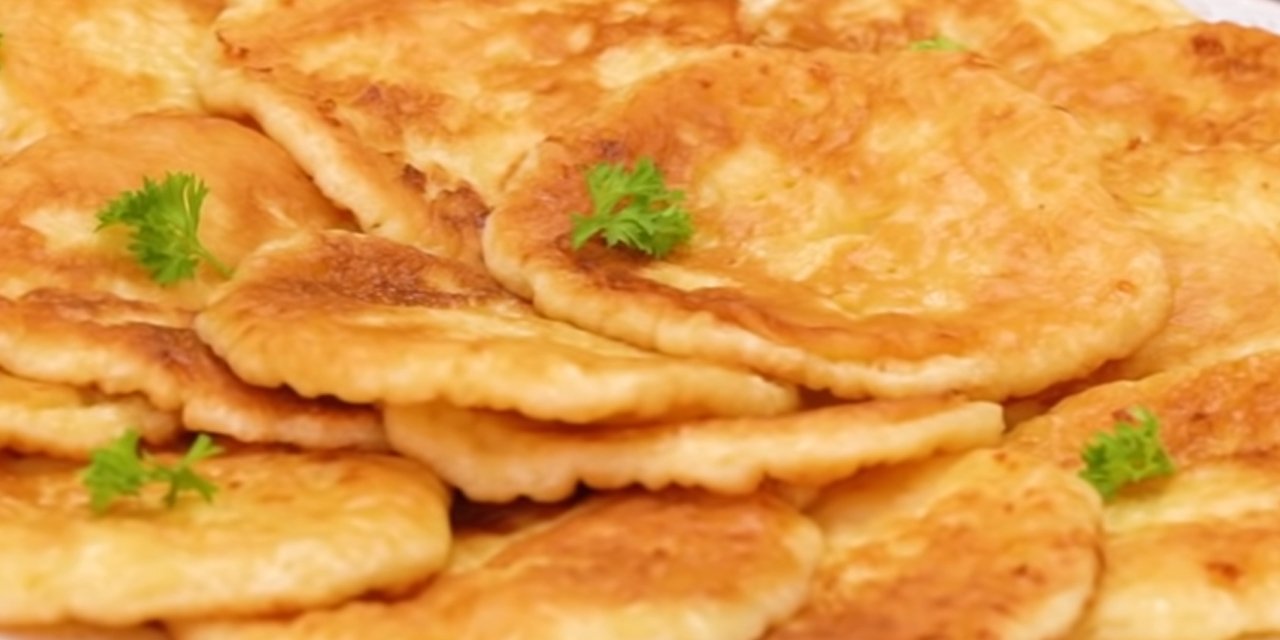 Osmanlı Krepi Olarak Da Bilinen Yumuşacık Kolay Kahvaltılık Lalanga Tarifi