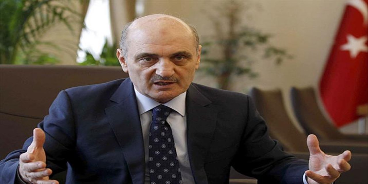 Eski bakandan tartışma yaratan paylaşım: AKP içindeki kavgaya gönderme mi yaptı?