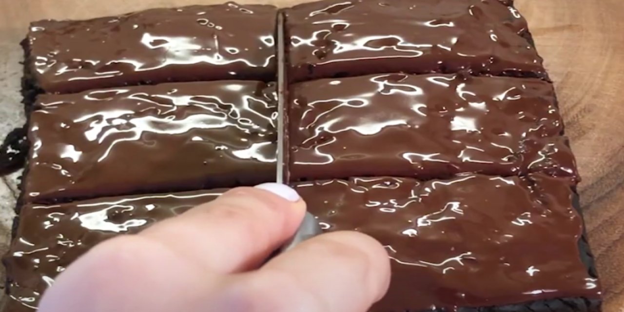 Fırında Yapılmayan Kek tarifi Arayanlara puf puf kabaran harika bir lezzet Oreo Kek Tarifi